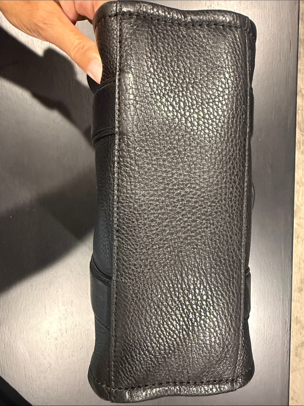 Marc Jacobs Black Pebbled Leather Tote Bag with wallet - Picture 4 of 7